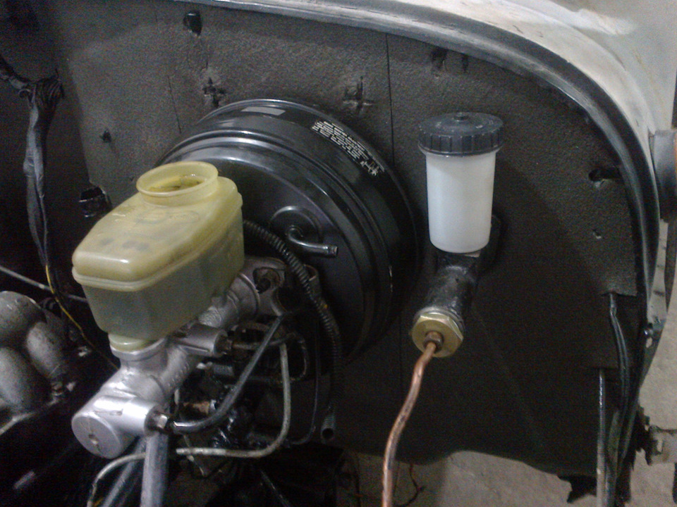 Вакуум від TOYOTA LAND CRUISER 80 2