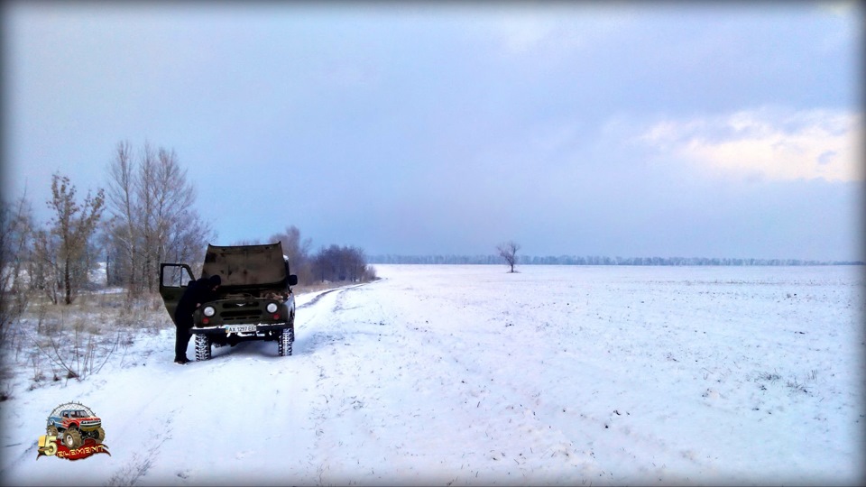 Березневий сніг на Танковій дорозі 4