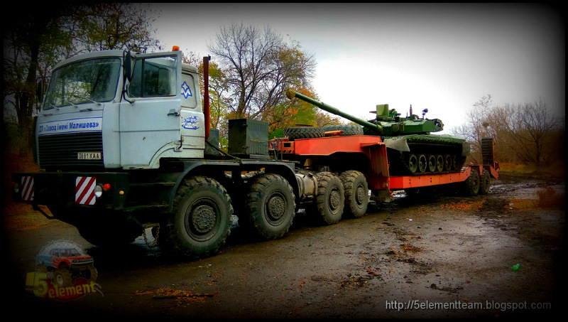 За танком на УАЗі 1