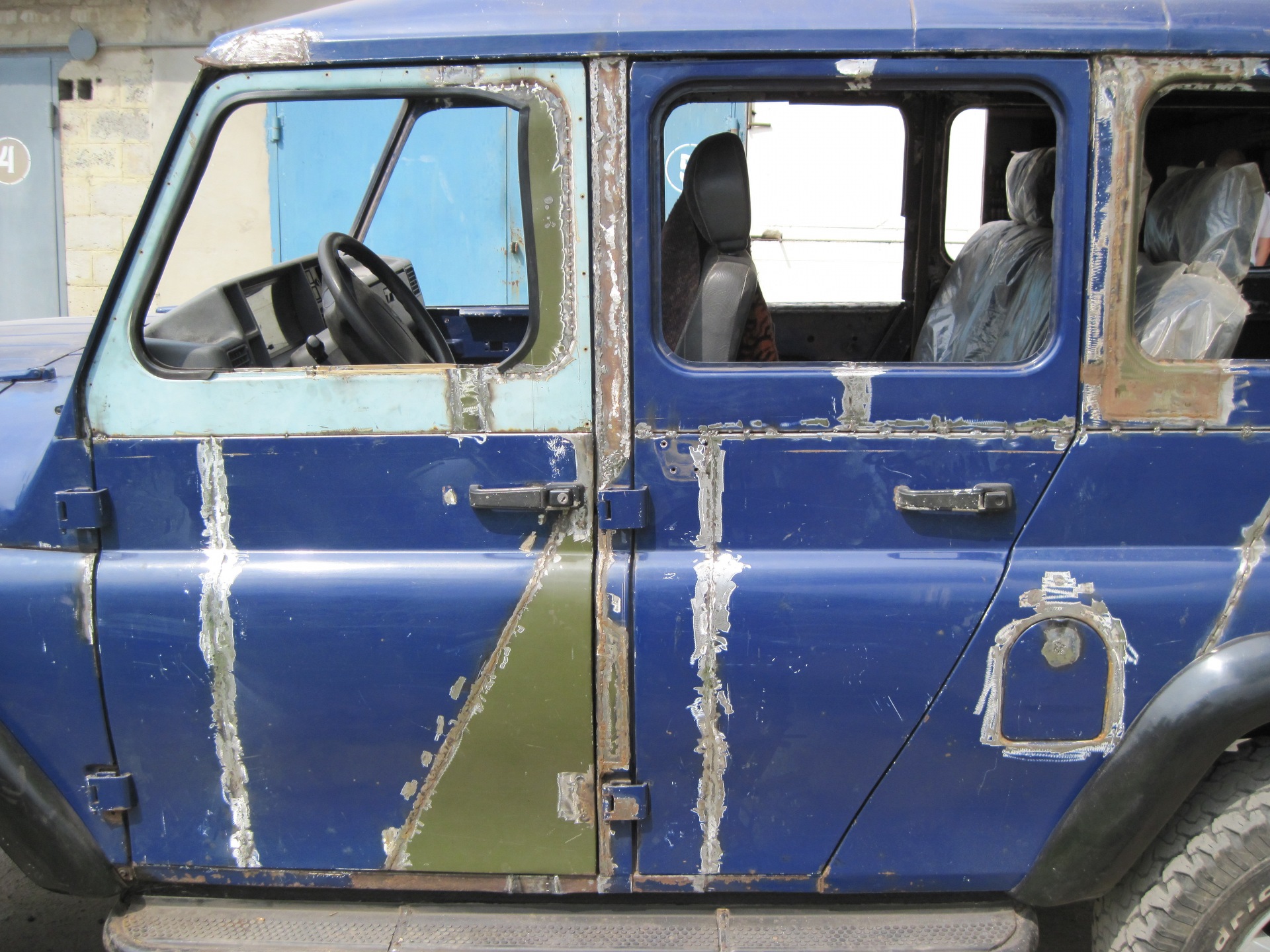 Загальний вид боковини після перенесення стійок 2