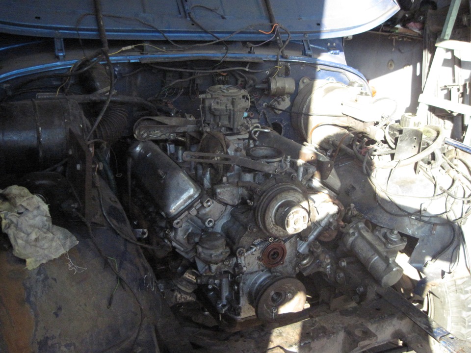 Організація підкапотки з V8 1