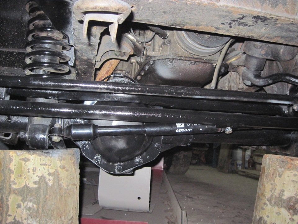 Рульовий демпфер MB W124 4