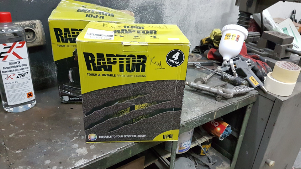 Фарбування Raptor 4