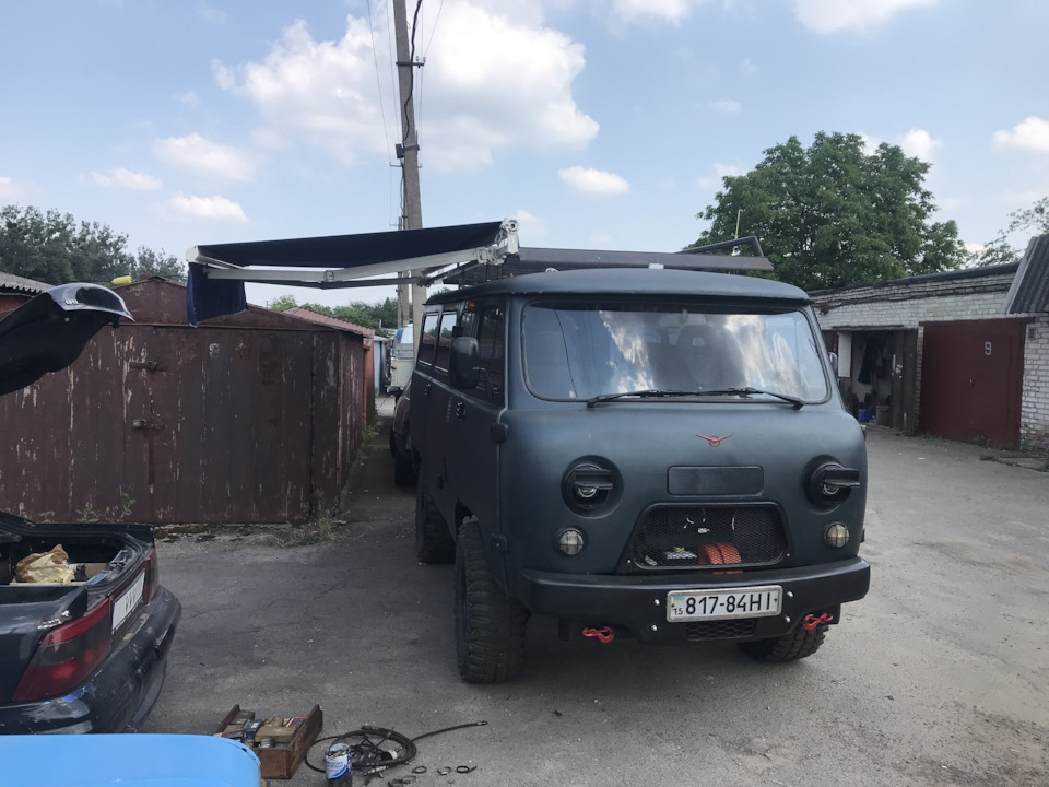 Багажник виконано... маркіза на місці... 3