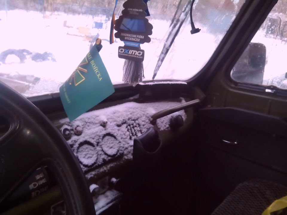 Заміна ущільнювачів кватирок, відновлення кузова. 1