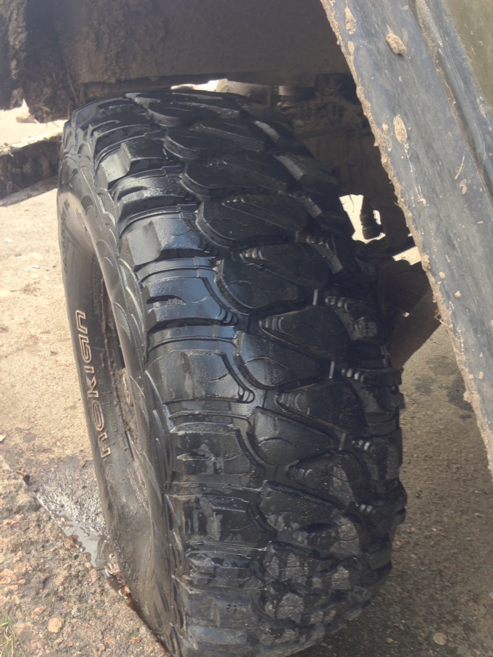Продам свою гуму Nokian Vatiiva MT 35x12,5 r15 2