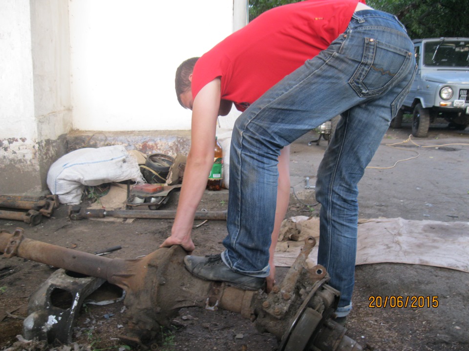 Розібрали донора, перебираємо мости. 3