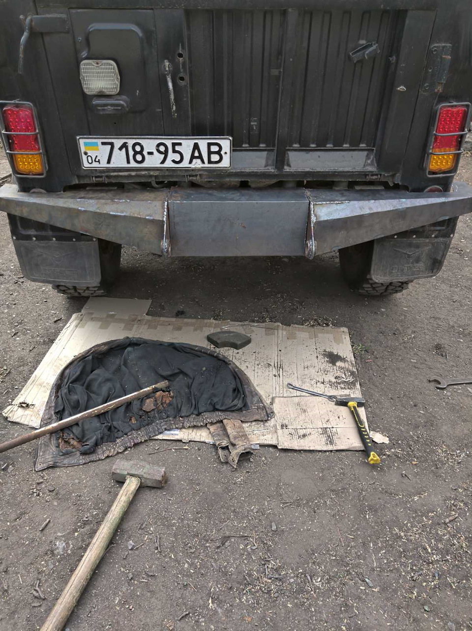 Задній силовий бампер з хвірткою. Початок 1