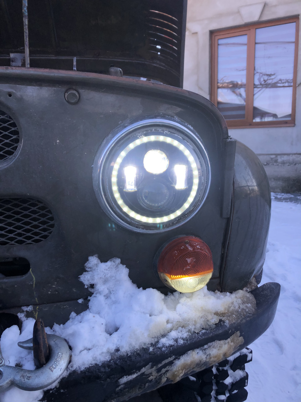 Встановлення led оптики 1