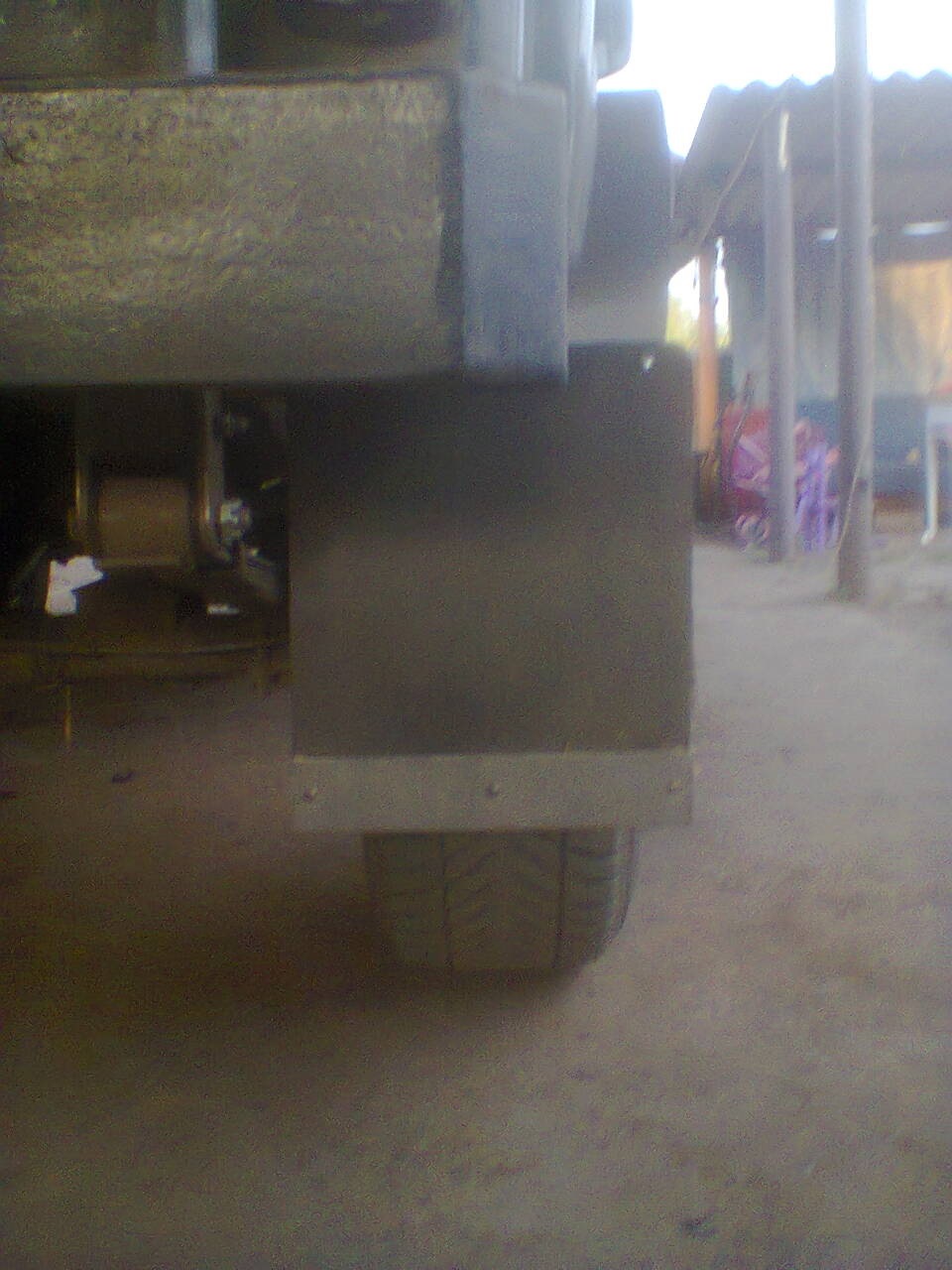 бризковики на зад 1