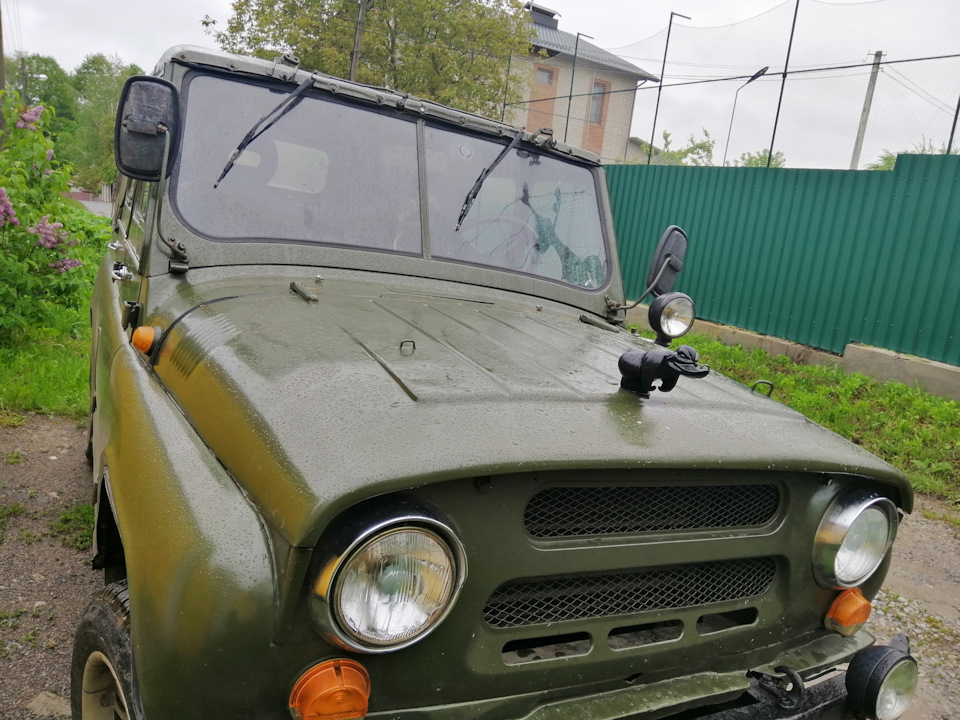 Качка на капоті 5