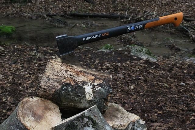 Якщо сокира - то Fiskars 1