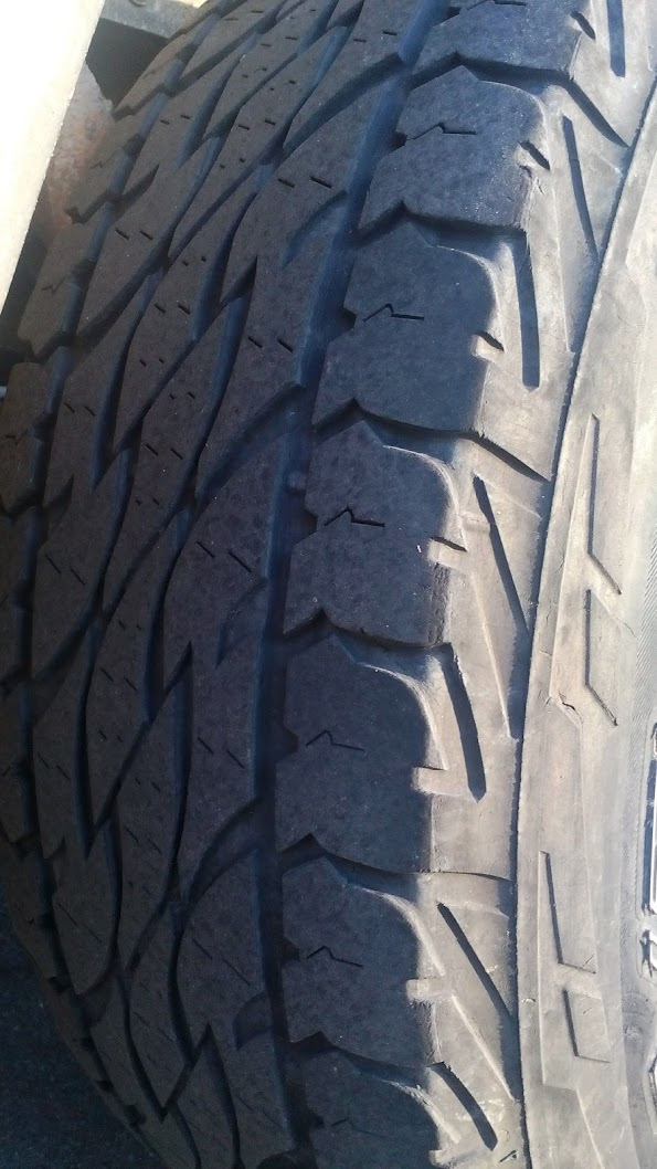 Bridgestone dueler at 235/85/16 або нові тапки на старе відро 3