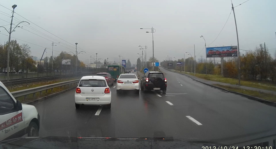 З першим снігом (ну як завжди):) 5