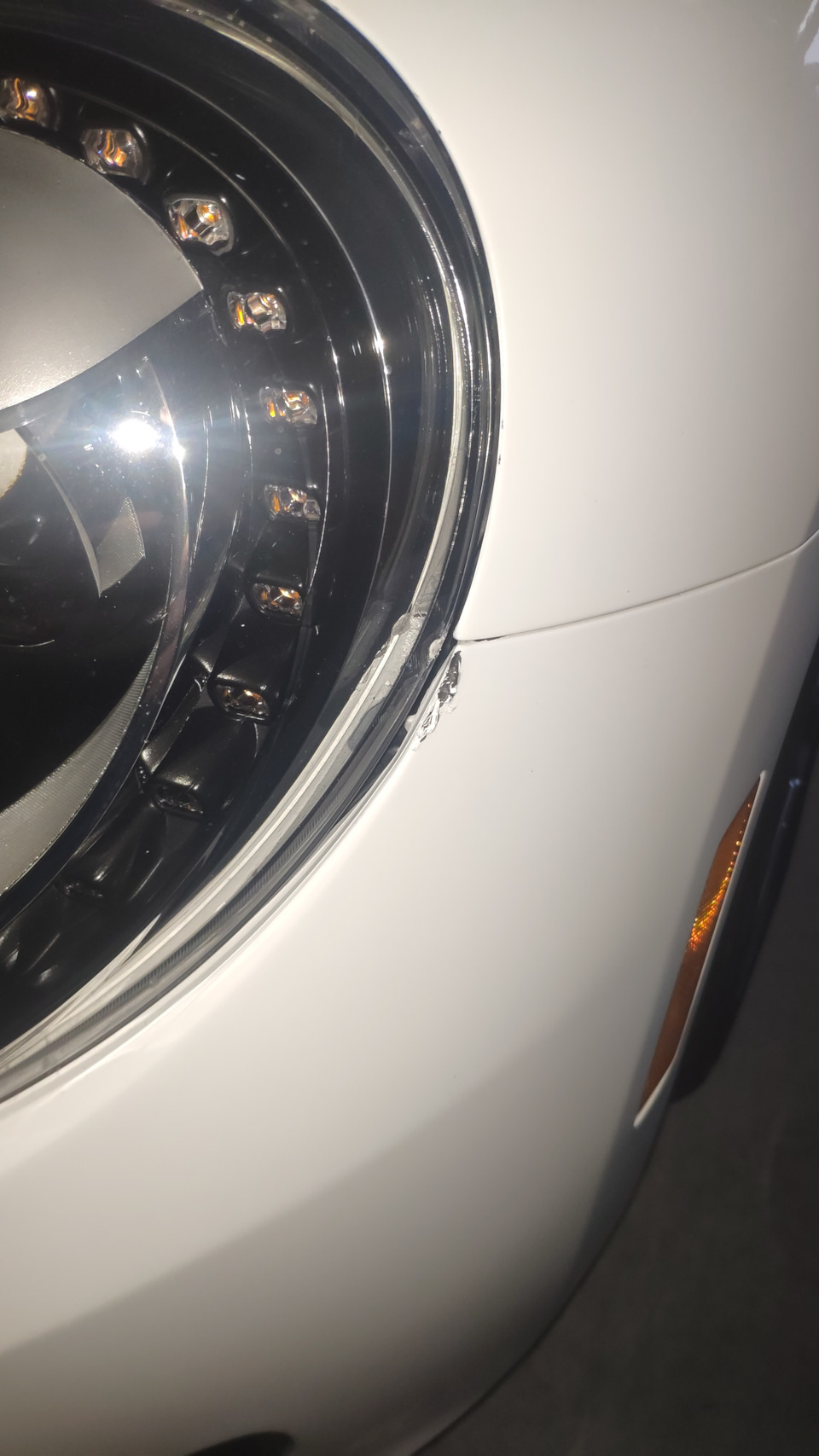Спроба викрасти фари - VW Beetle 5С 3