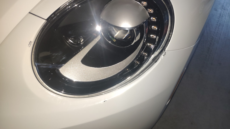 Спроба викрасти фари - VW Beetle 5С 2