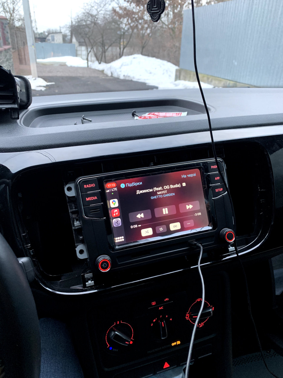 Найбюджетніше рішення для CARPLAY/RCD 360 5