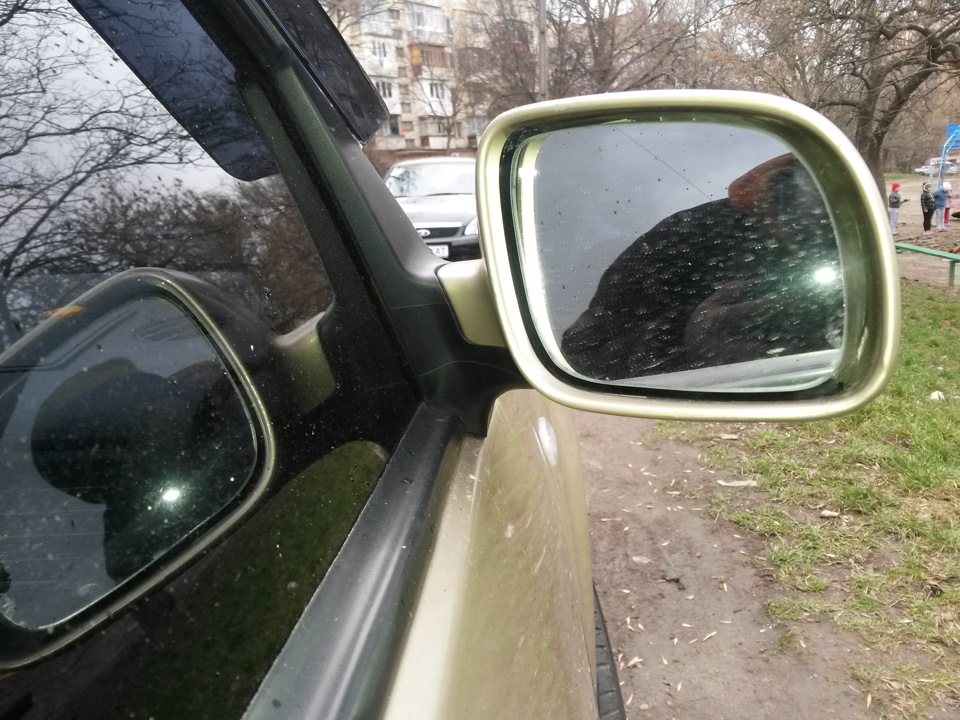 Замінив розбите дзеркало:) 3