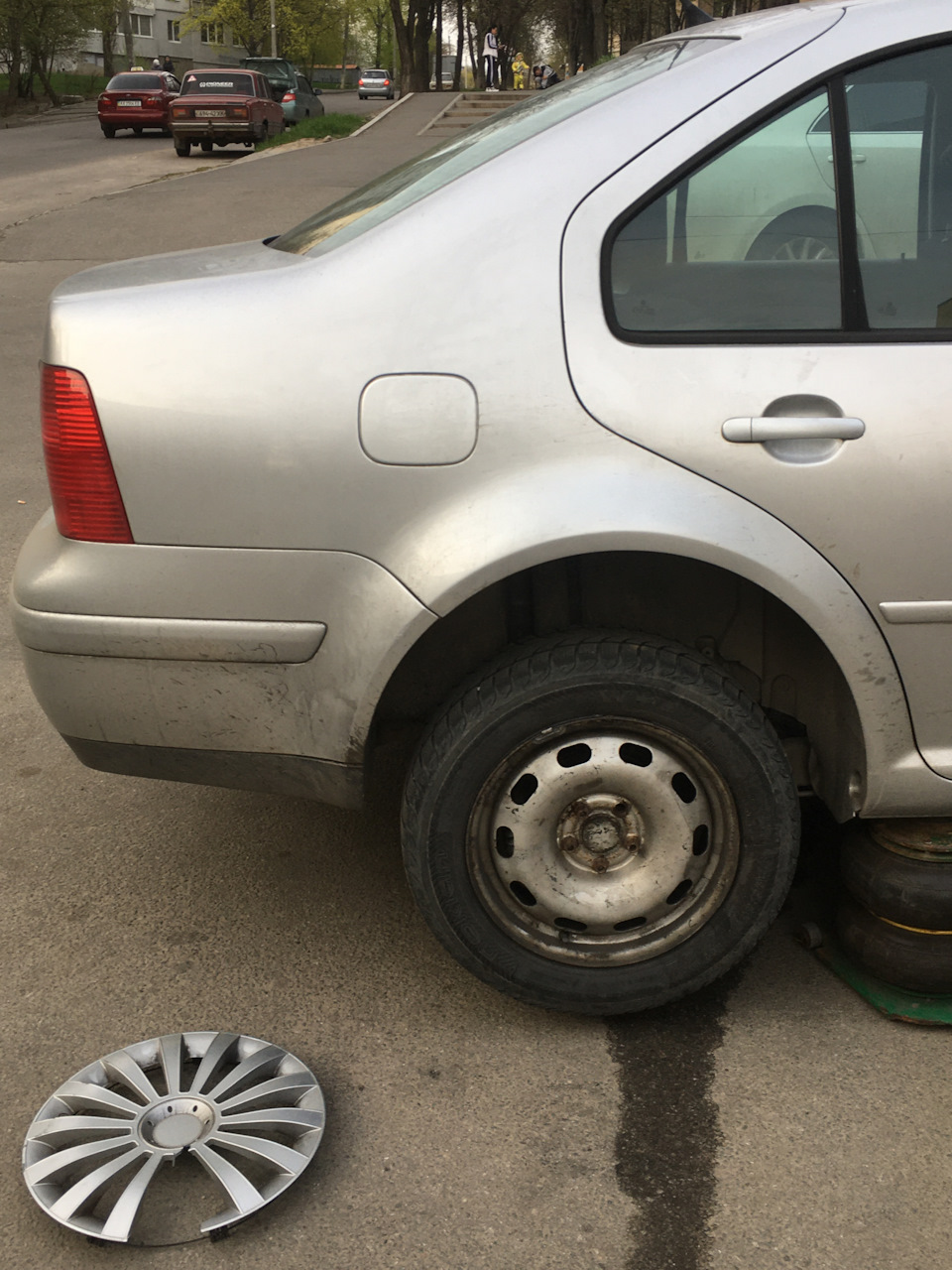 Котки R16 2