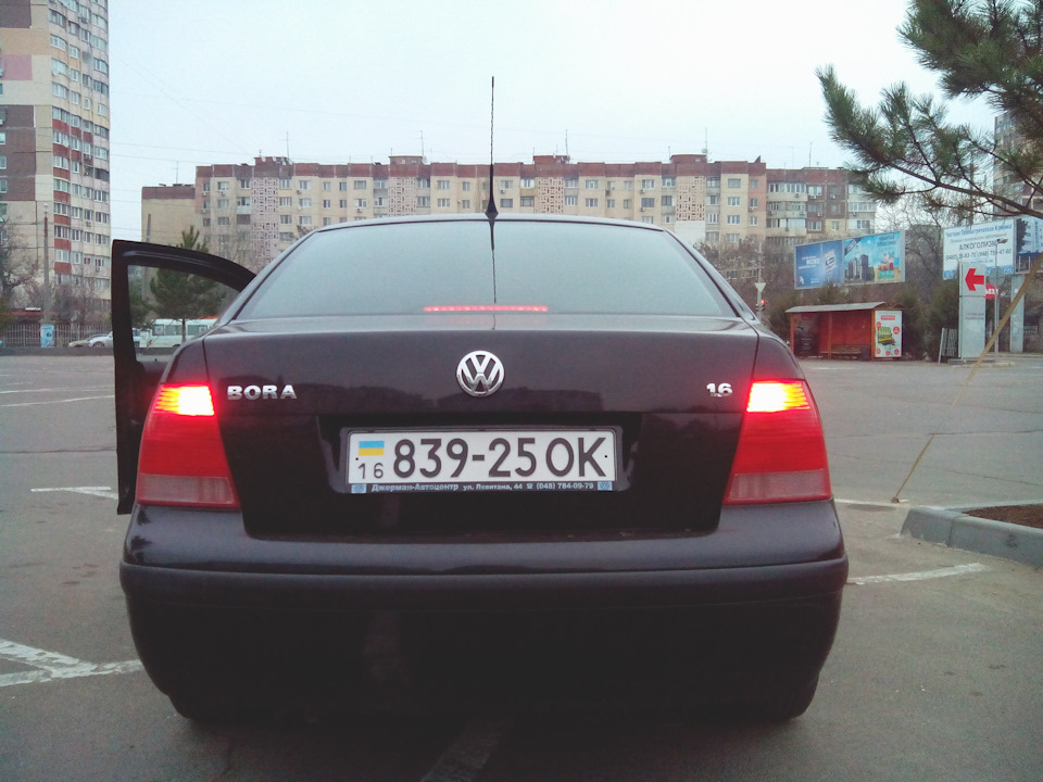 Стомився міняти лампочки в стопах ... 1