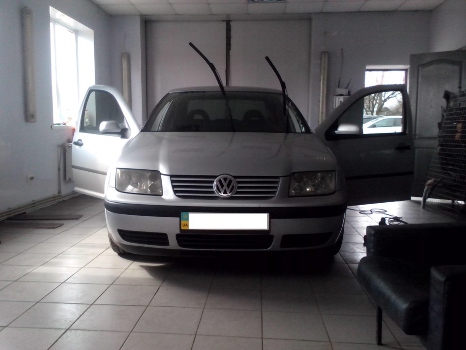 До літа готовий або Suntek Infinity 20% в коло) 2
