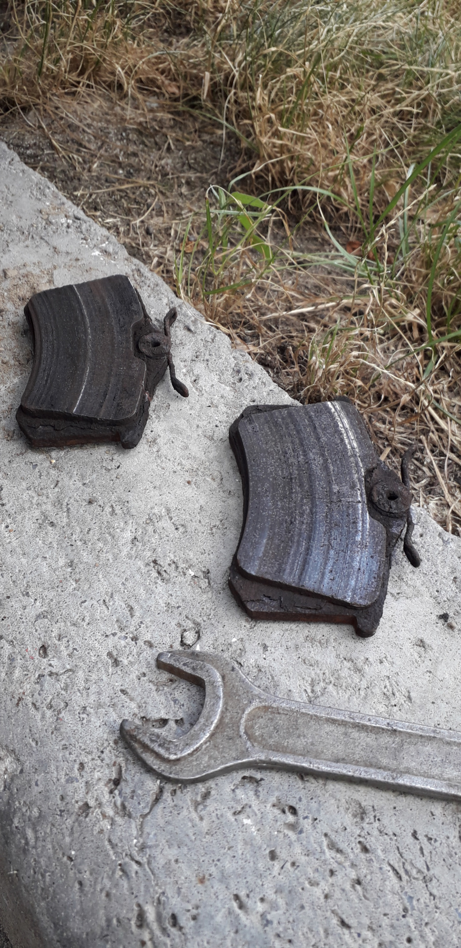 Заміна задніх гальм 4