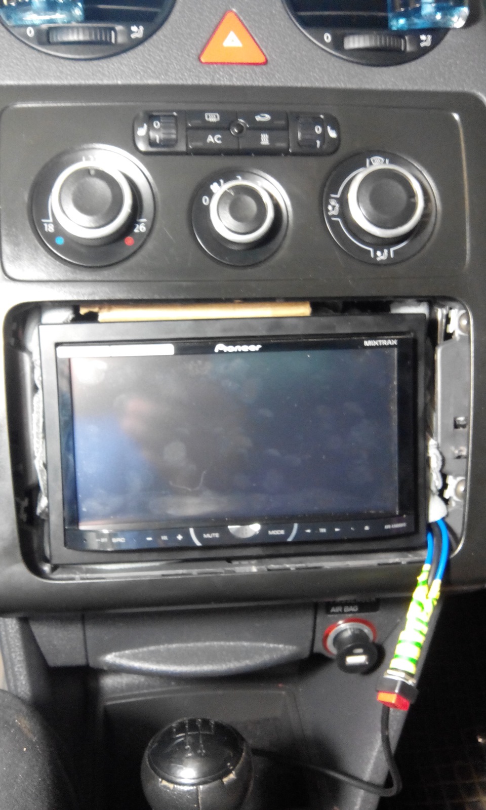 Pioneer AVH4600DVD 3