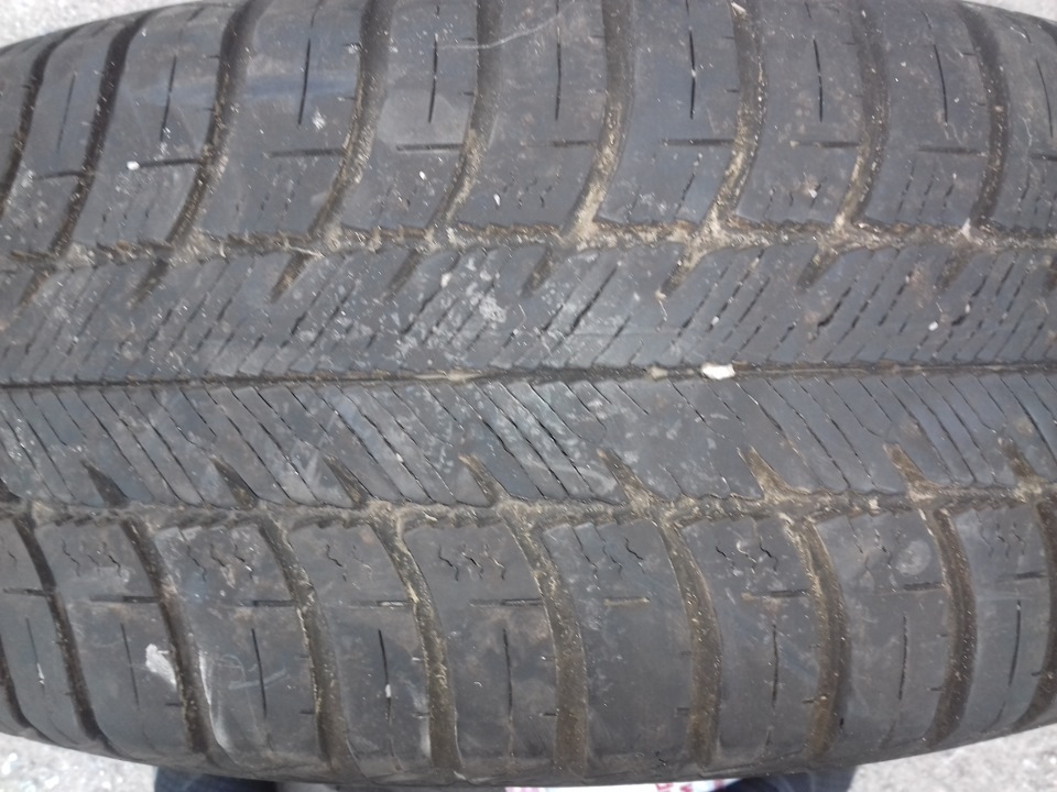 Продам Goodyear vector 5 195 65 r15, всесезонні шини 2