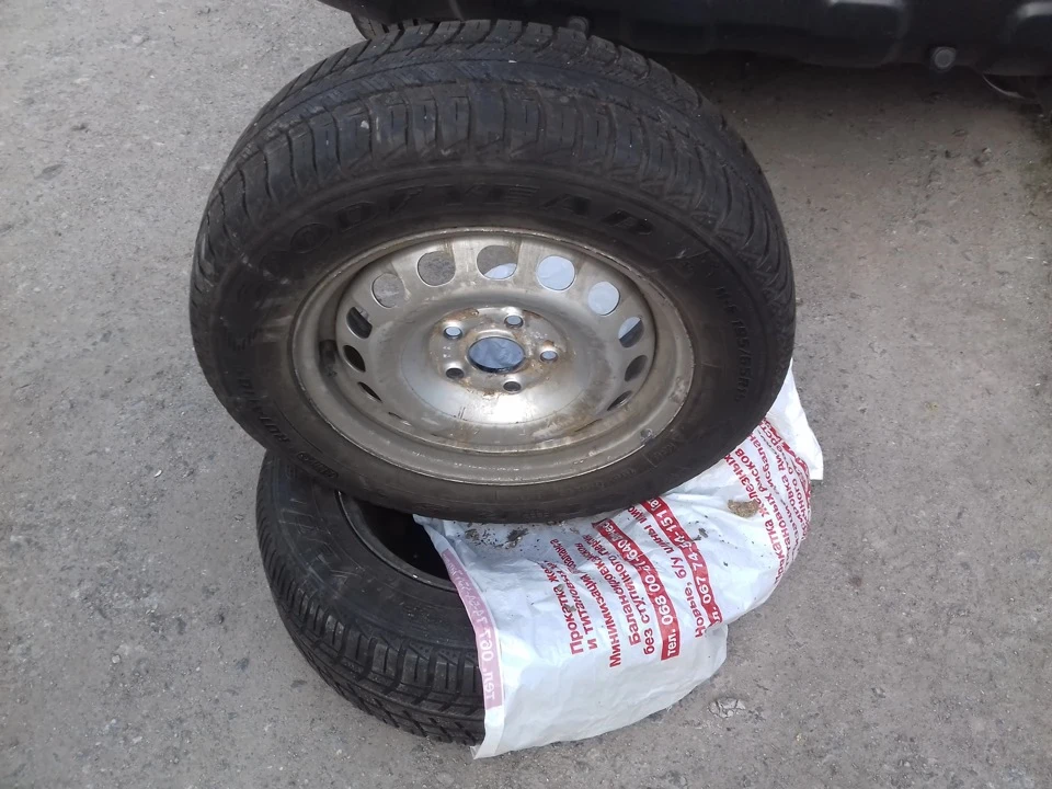Продам Goodyear vector 5 195 65 r15, всесезонні шини