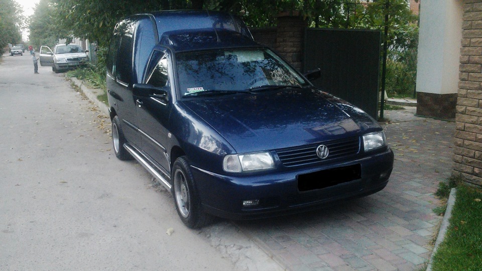DEZENT R14 перед 7J ET25 зад 8J ET15 2