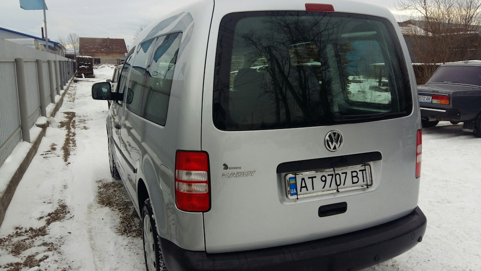 Хімчистка сидінь, панелей та миття авто. 3