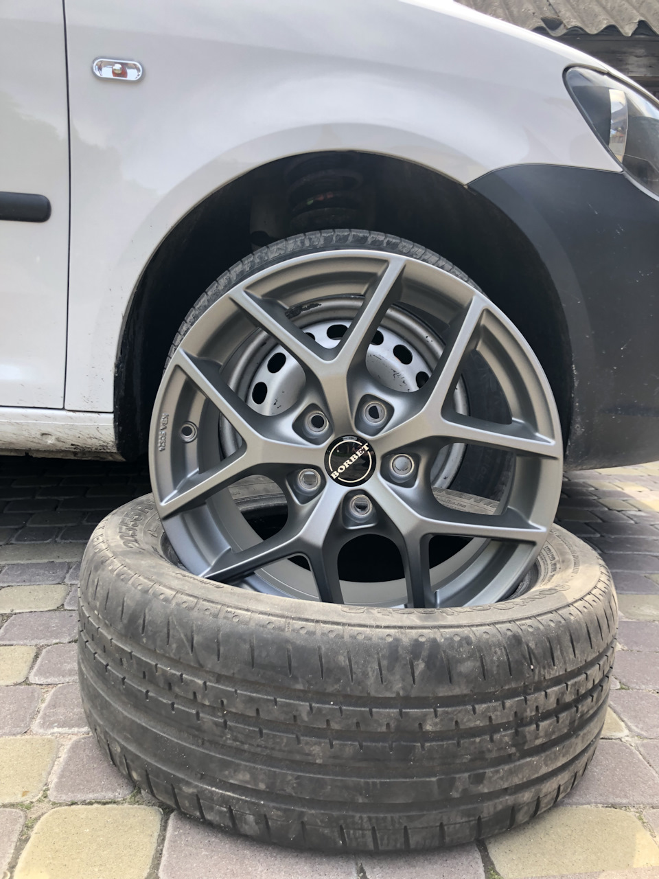 Те, що робить 50% виду машині. Диски Borbet, Гума Michelin 1