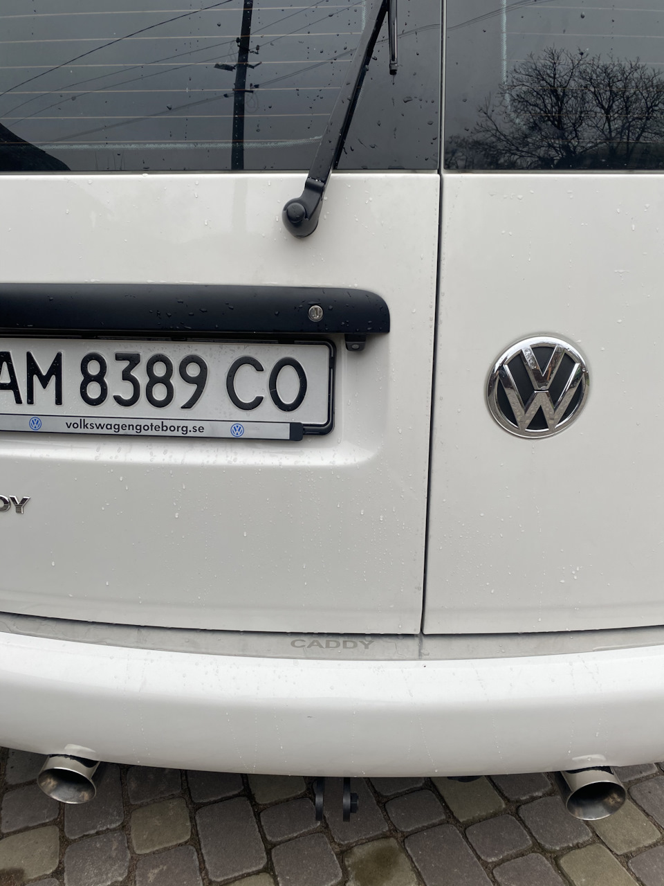 Встановлення задньої камери на RCD 330+ 5
