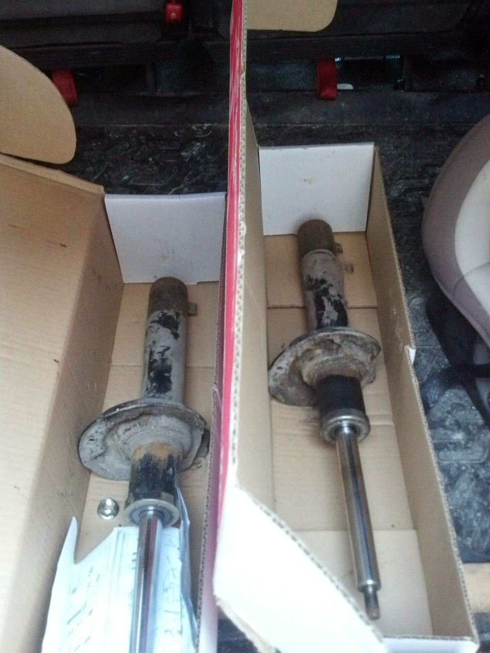 Продам аморти KYB EXCEL-G gas shock absorber газо-масляні. 4