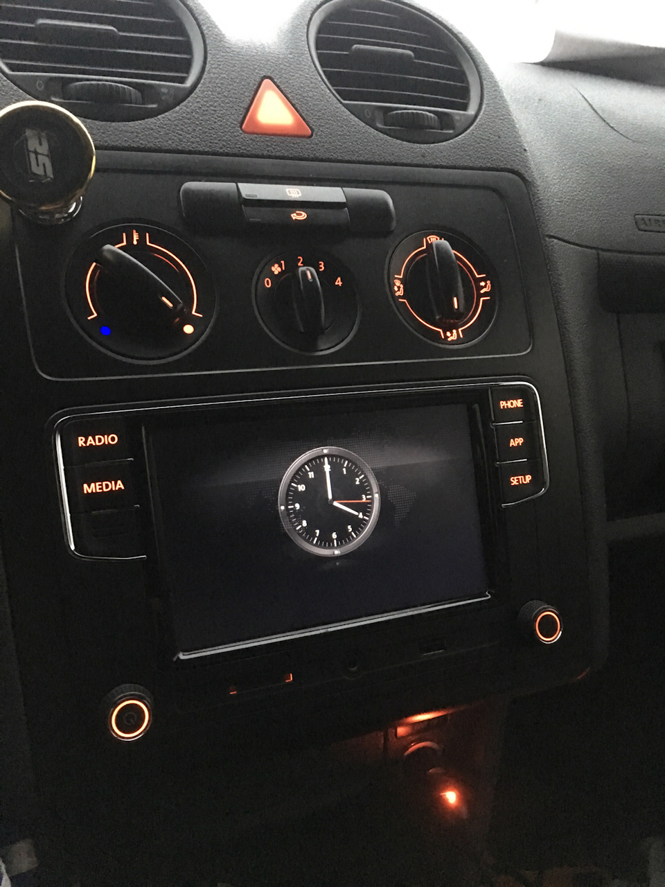 Магнітол rcd 330 noname 5