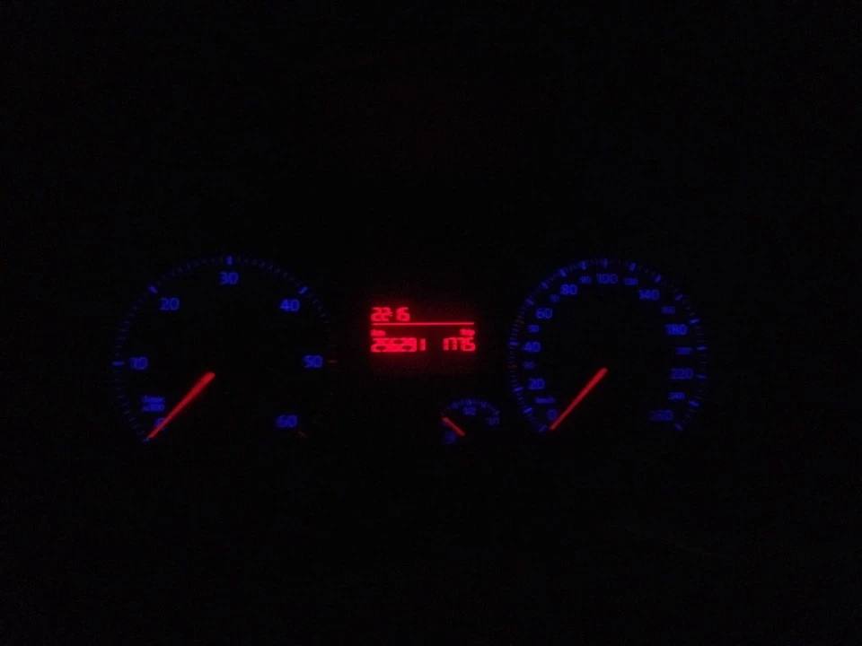 Засяяло підсвічування номера