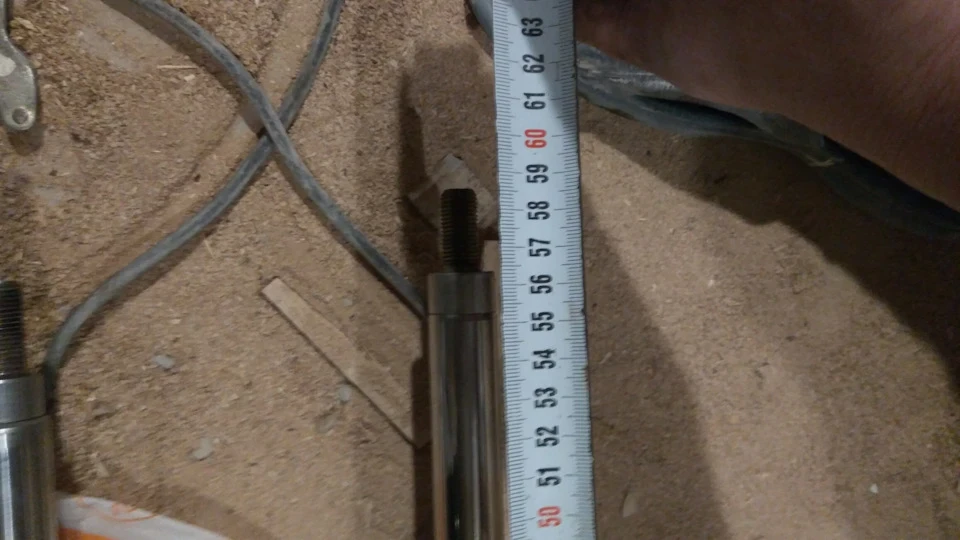 Амортизатор 1T0 413031 HQ ---- 585 мм