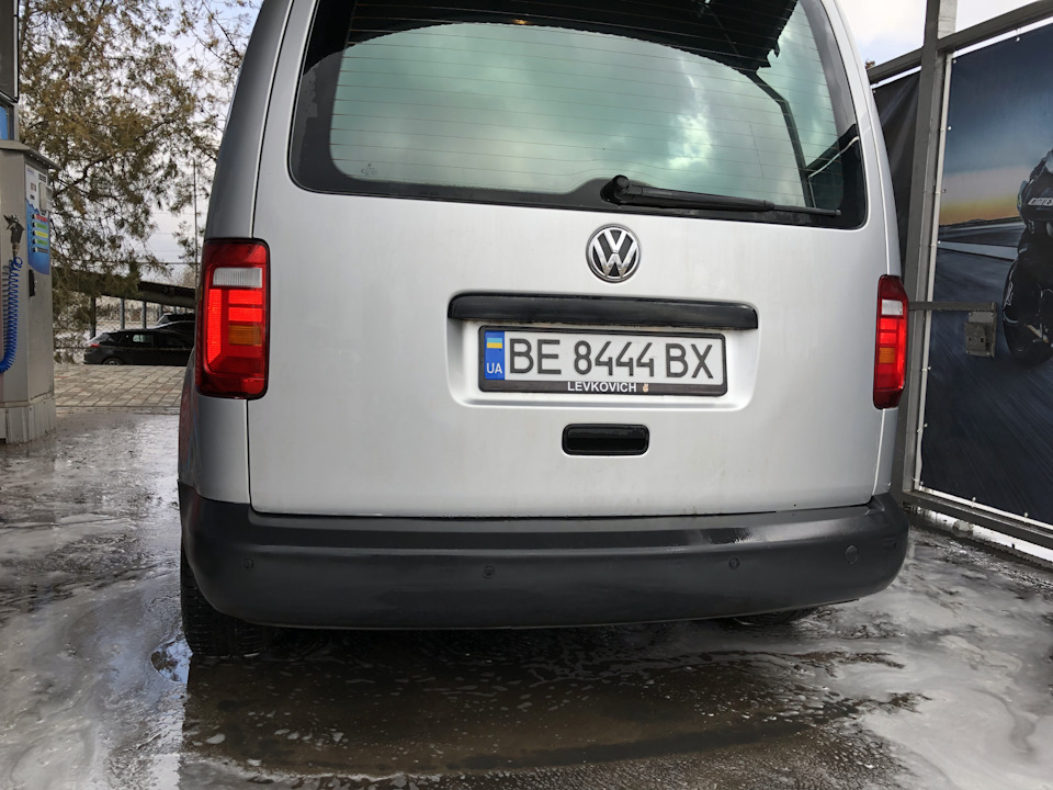 Задні ліхтарі 4