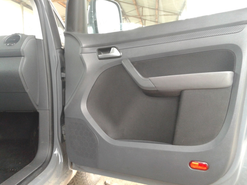 Карти Touran Black 2