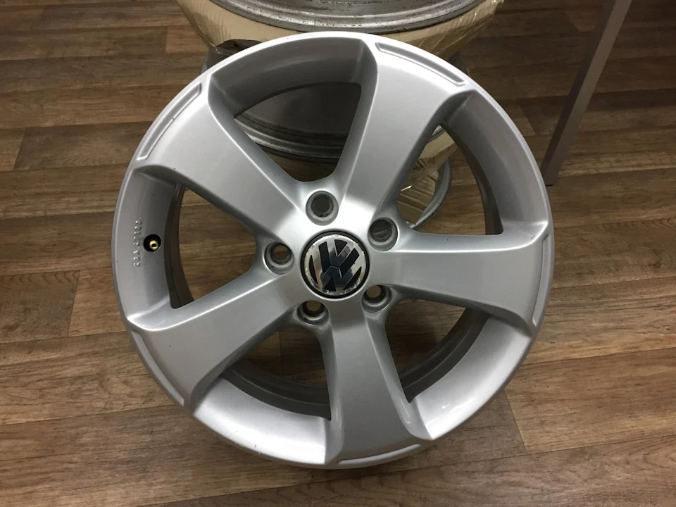 Літні диски VAG Sima Brillantsilber R16