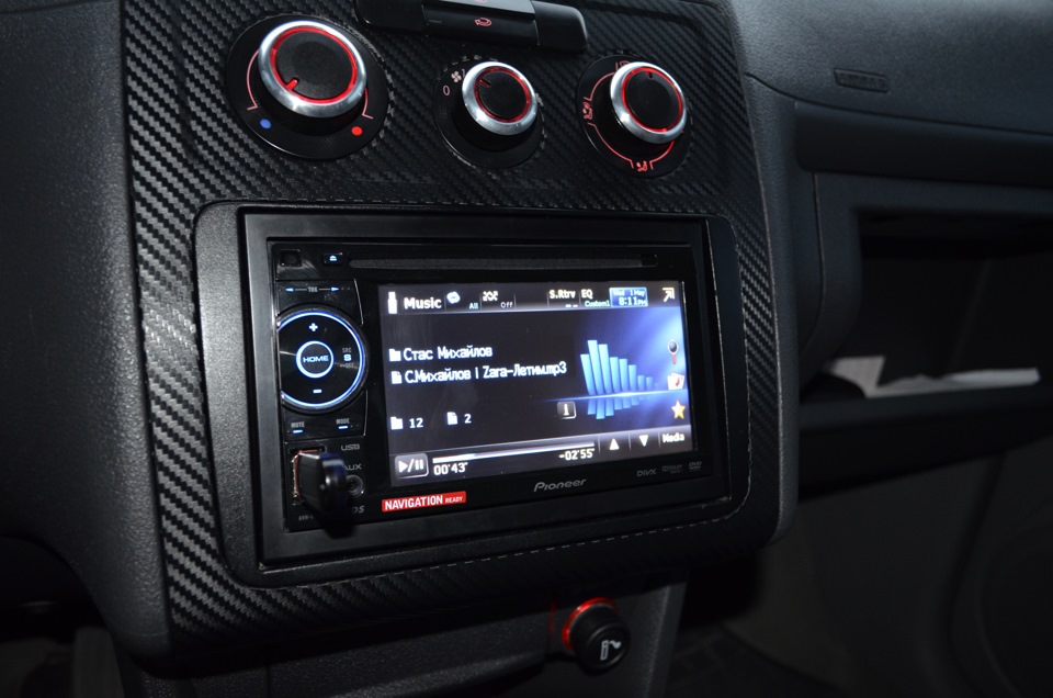 Автомагнітола Pioneer AVH-2400BT 4