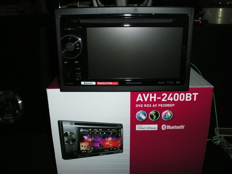 Автомагнітола Pioneer AVH-2400BT 2