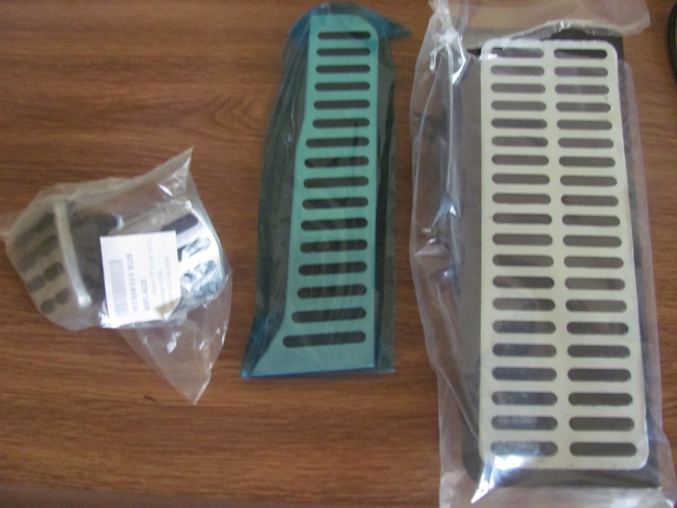 Накладки на педалі GTI 3