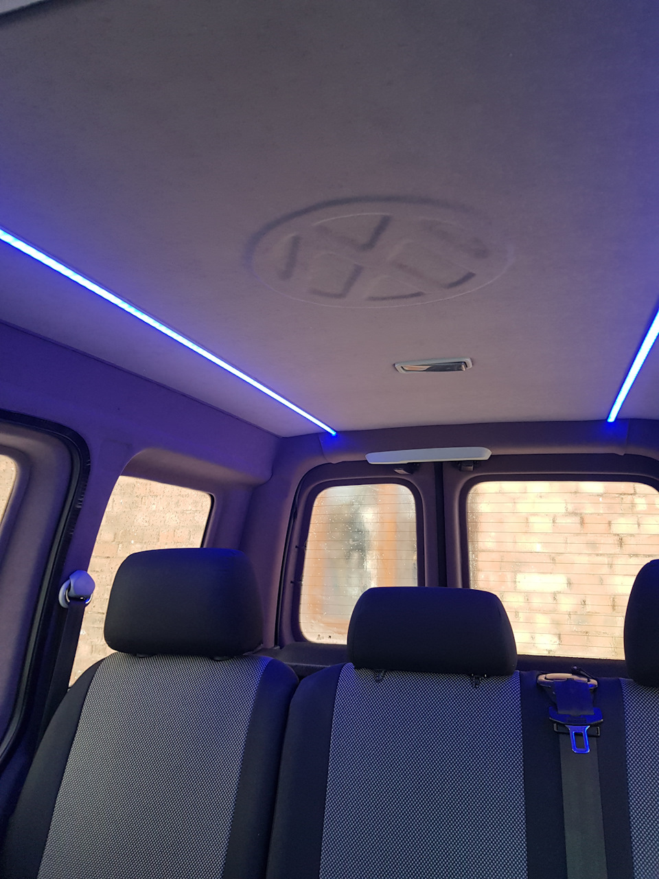 Пошиття салону caddy. Лухарі стайл 5