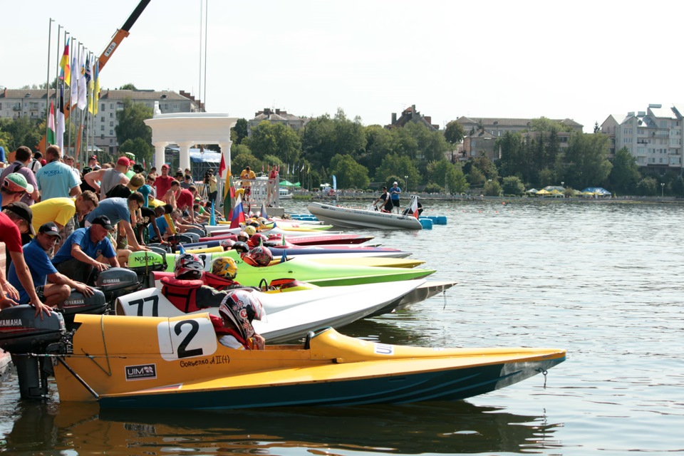 23-25 ​​серпня на Тернопільському ставі відбудеться Фестиваль водно-моторного спорту: PART III 4