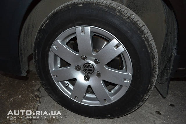 Продано 48-52 week / 2010 Bridgestone B250 Italy 2011 60% залишок 4мм + оригінальні легкосплавні диски 2012 Volkswagen R15 T517 (PASSAT B5/AUDI/SKODA) 2