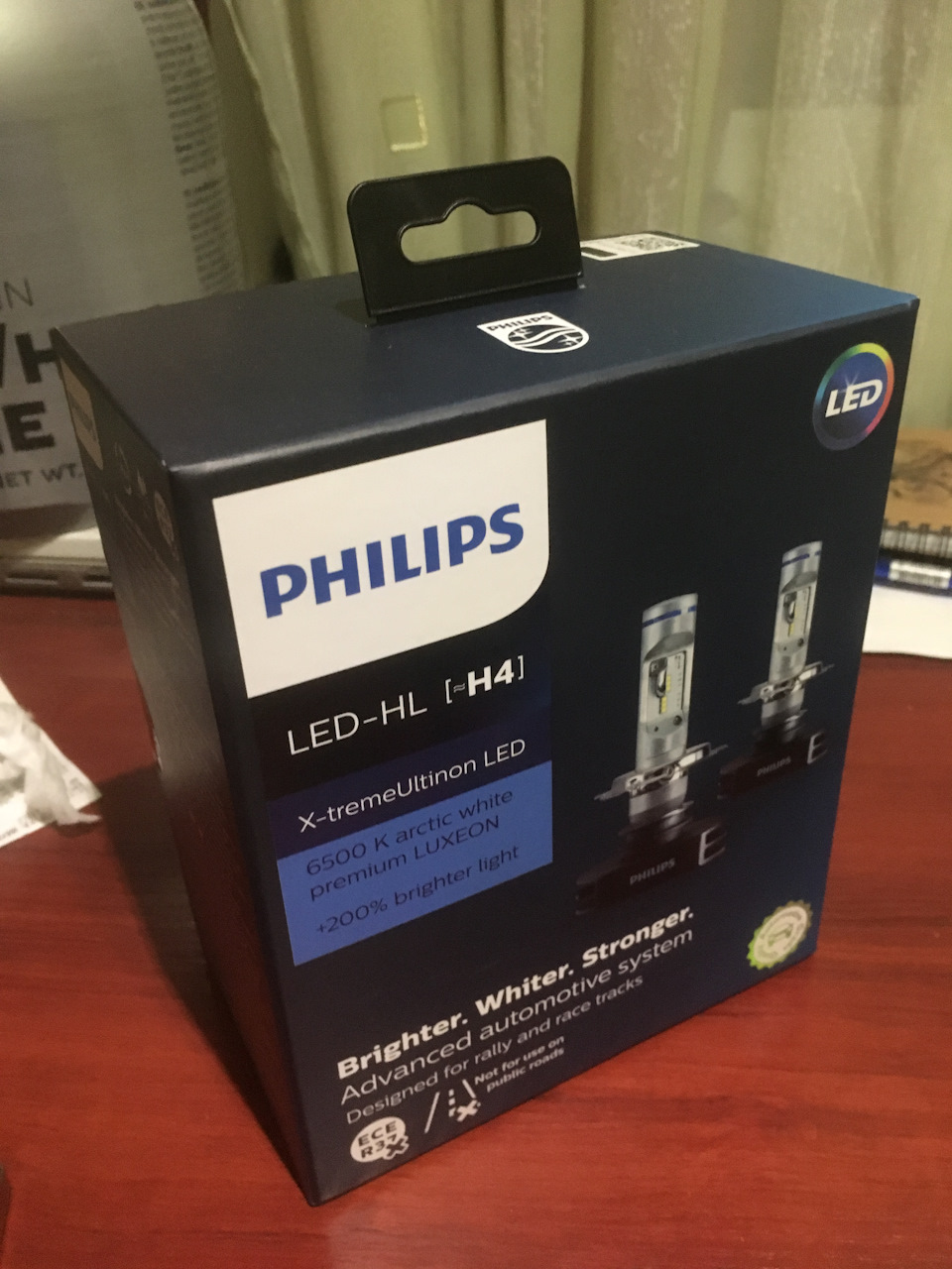 Philips X-treme Ultinon 12901HPX2 (H4) 1