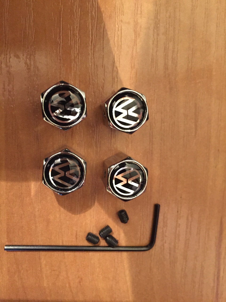 Ковпачки Volkswagen 1