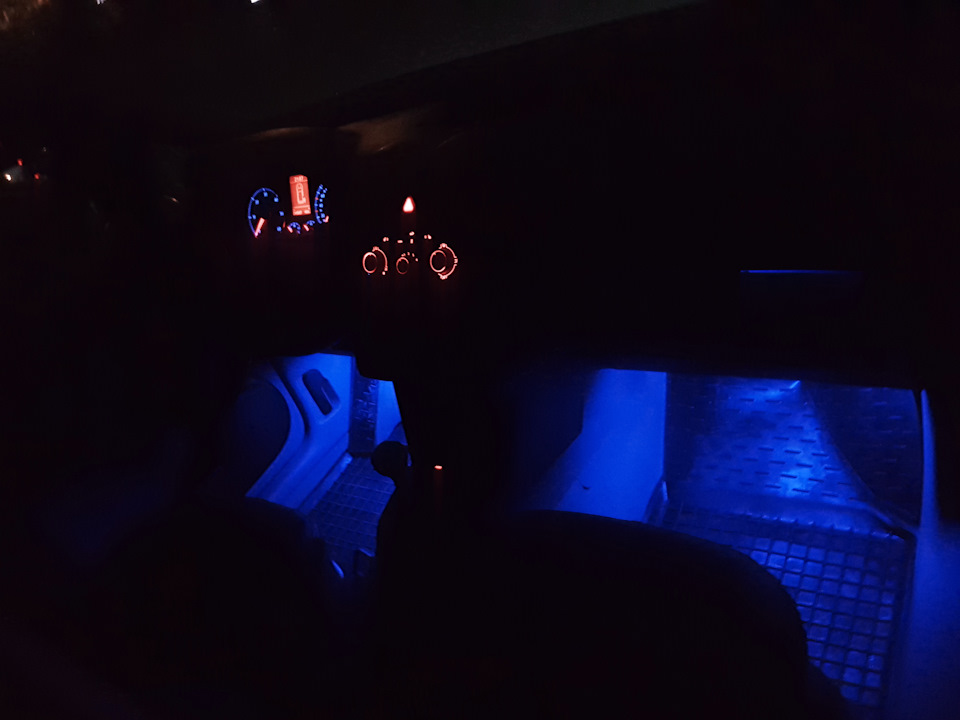 RGB підсвічування салону 5