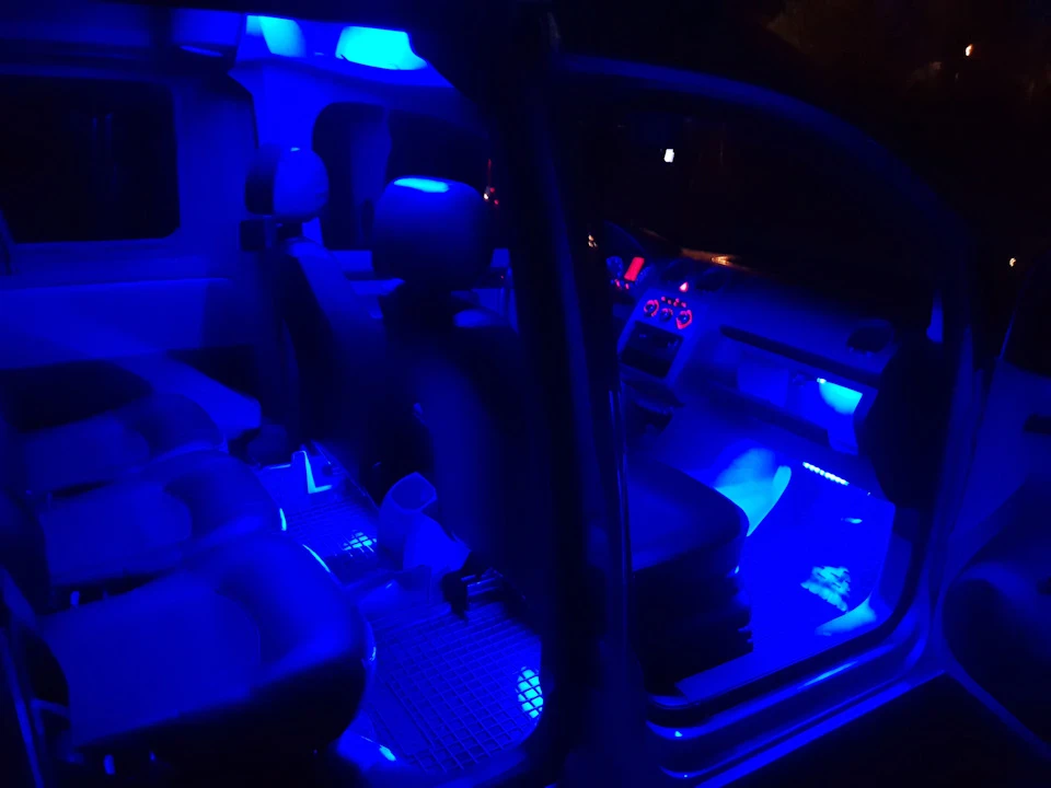 RGB підсвічування салону
